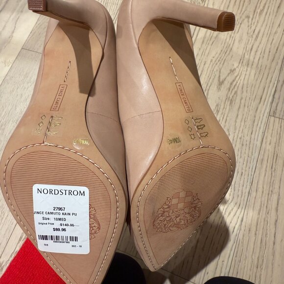 Nude Vince Camuto Pumps - Brand New Never Worn (size 10/40) - Picture 3 of 3